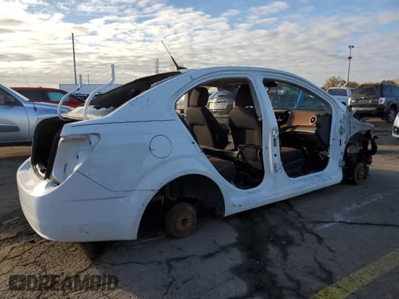 2013 Chevrolet Sonic LT с VIN 1G1JC5SH2D4130901, выставлен на аукционе Copart как лот 89830645 с пробегом Не указан миль и Чистый • Clean title. История ставок и продаж доступна на DreamBid. Изображение 3.