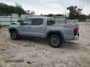 2019 Toyota Tacoma TRD Off Road z VIN 3TMCZ5ANXKM213550, wystawiony jako Copart lot #81675915 z przebiegiem 78 339 mil mil oraz Szkoda całkowita • Salvage title. Historia ofert i sprzedaży dostępna na DreamBid. Obrazek 2.