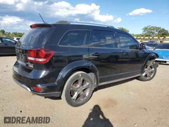 2017 Dodge Journey Crossroad with VIN 3C4PDCGG2HT601450, listed as a Copart auction lot 70466715 with 106,149 mi miles and Salvage title. Bid and sale history available at DreamBid. Image 3.