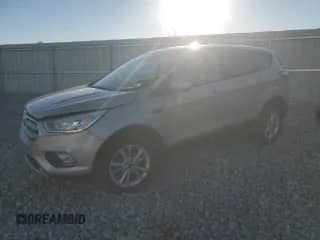 2017 Ford Escape SE с VIN 1FMCU9GD4HUC23513, выставлен на аукционе Copart как лот 87260865 с пробегом 233 176 миль миль и Чистый • Clean title. История ставок и продаж доступна на DreamBid. Изображение 1.