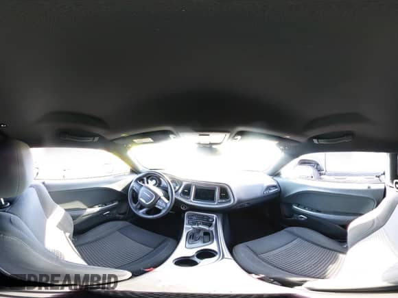 2019 Dodge Challenger SXT с VIN 2C3CDZAG1KH551333, выставлен на аукционе IAAI как лот 43243129 с пробегом 67 405 миль миль и . История ставок и продаж доступна на DreamBid. Изображение 18.