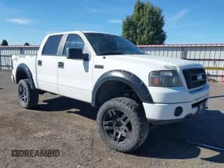 2007 Ford F-150 XLT с VIN 1FTPW14V97FB01442, выставлен на аукционе IAAI как лот 43378841 с пробегом Не указан миль и . История ставок и продаж доступна на DreamBid. Изображение 1.