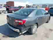 2013 Toyota Camry LE z VIN 4T4BF1FK3DR301982, wystawiony jako IAAI lot #43236342 z przebiegiem 241 526 mil mil oraz . Historia ofert i sprzedaży dostępna na DreamBid. Obrazek 4.