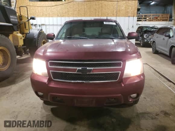 2008 Chevrolet Tahoe 3LT с VIN 1GNFK13088J108952, выставлен на аукционе Copart как лот 69405145 с пробегом 294 615 миль миль и Списание • Salvage title. История ставок и продаж доступна на DreamBid. Изображение 5.