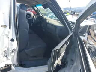 2000 Chevrolet Silverado 1500 LS с VIN 1GCEC14VXYE110223, выставлен на аукционе IAAI как лот 43329463 с пробегом 110 645 миль миль и . История ставок и продаж доступна на DreamBid. Изображение 5.