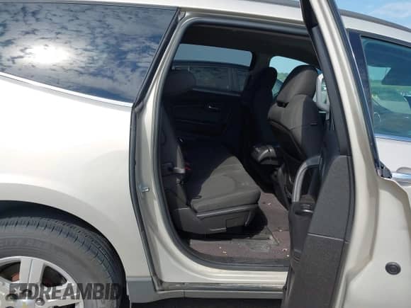 2011 Chevrolet Traverse 1LT с VIN 1GNKRGED5BJ124739, выставлен на аукционе IAAI как лот 43058689 с пробегом 132 104 миль миль и . История ставок и продаж доступна на DreamBid. Изображение 8.