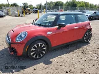 2021 MINI Hardtop Cooper S with VIN WMWXR5C03M2N13148, listed as a Copart auction lot 80033385 with 39,561 mi miles and Salvage title. Bid and sale history available at DreamBid. Image 1.