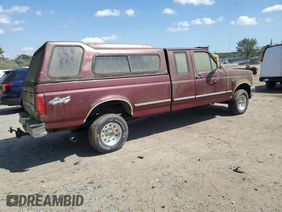 1996 Ford F-150 z VIN 1FTEX14N8TKA40297, wystawiony jako Copart lot #71630905 z przebiegiem 99 367 mil mil oraz Czysty tytuł • Clean title. Historia ofert i sprzedaży dostępna na DreamBid. Obrazek 3.