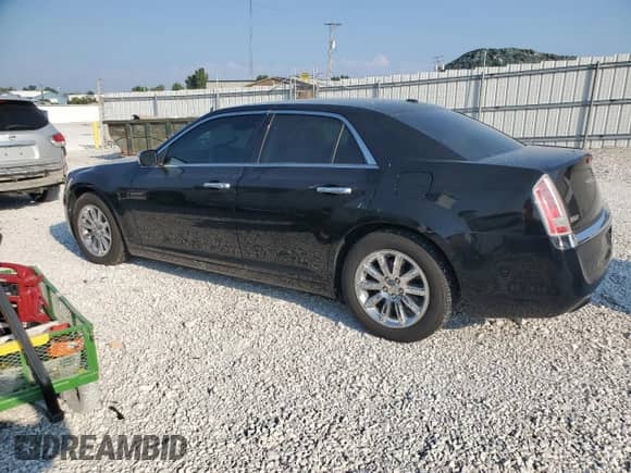 2014 Chrysler 300 C с VIN 2C3CCAET0EH171450, выставлен на аукционе Copart как лот 69110195 с пробегом 144 899 миль миль и Чистый • Clean title. История ставок и продаж доступна на DreamBid. Изображение 2.