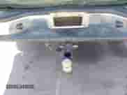 2001 Chevrolet Silverado 1500 LS z VIN 2GCEK19T611293248, wystawiony jako IAAI lot #43001089 z przebiegiem 365 729 mil mil oraz . Historia ofert i sprzedaży dostępna na DreamBid. Obrazek 12.