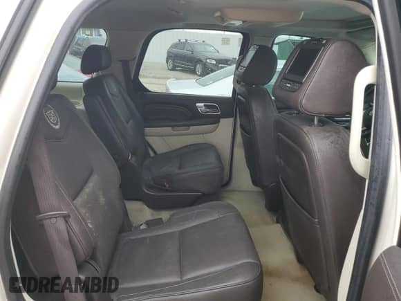 2008 Cadillac Escalade with VIN 1GYFK43848R265616, listed as a Copart auction lot 49501375 with 152,236 mi miles and Salvage title. Bid and sale history available at DreamBid. Image 11.