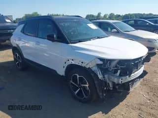 2023 Chevrolet TrailBlazer RS с VIN KL79MUSL6PB099591, выставлен на аукционе IAAI как лот 42656797 с пробегом 51 692 миль миль и . История ставок и продаж доступна на DreamBid. Изображение 1.