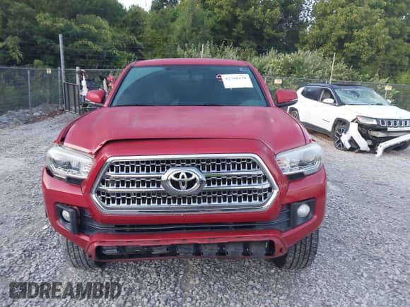 2016 Toyota Tacoma SR5 с VIN 5TFAZ5CN3GX005998, выставлен на аукционе IAAI как лот 42760178 с пробегом 138 138 миль миль и . История ставок и продаж доступна на DreamBid. Изображение 12.