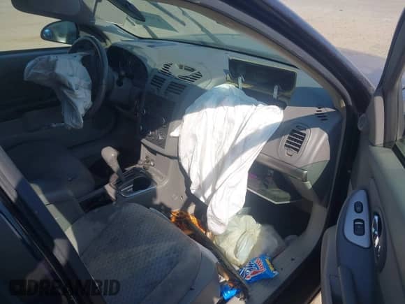 2007 Chevrolet Malibu 1LT z VIN 1G1ZT58F57F113365, wystawiony jako IAAI lot #43199605 z przebiegiem 232 435 mil mil oraz . Historia ofert i sprzedaży dostępna na DreamBid. Obrazek 5.