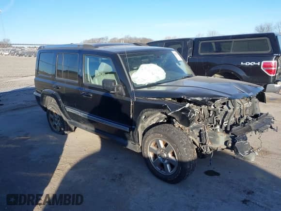 2007 Jeep Commander Limited с VIN 1J8HG58P57C621538, выставлен на аукционе IAAI как лот 41433752 с пробегом 180 844 миль миль и . История ставок и продаж доступна на DreamBid. Изображение 1.