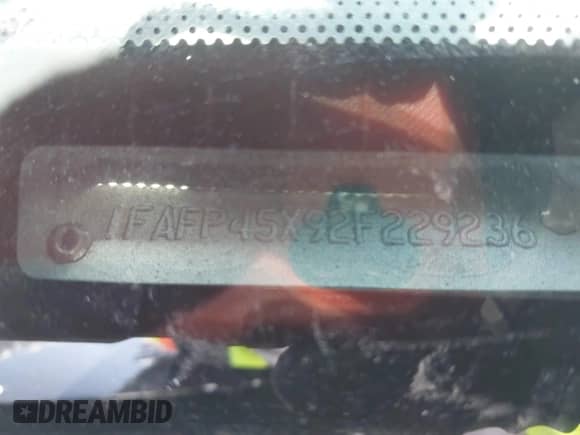 2002 Ford Mustang GT Deluxe z VIN 1FAFP45X92F229236, wystawiony jako IAAI lot #42565552 z przebiegiem 122 504 mil mil oraz . Historia ofert i sprzedaży dostępna na DreamBid. Obrazek 9.