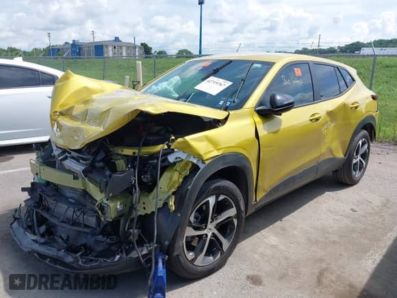 2024 Chevrolet Trax 1RS с VIN KL77LGE22RC162715, выставлен на аукционе IAAI как лот 42719767 с пробегом 21 633 миль миль и . История ставок и продаж доступна на DreamBid. Изображение 14.
