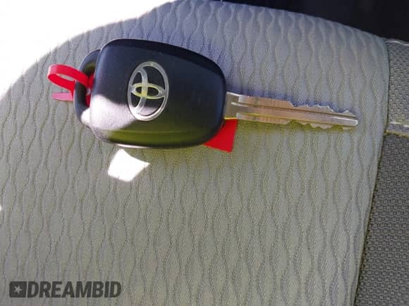 2019 Toyota Corolla L с VIN 5YFBURHE4KP893364, выставлен на аукционе IAAI как лот 43219012 с пробегом 74 564 миль миль и . История ставок и продаж доступна на DreamBid. Изображение 11.