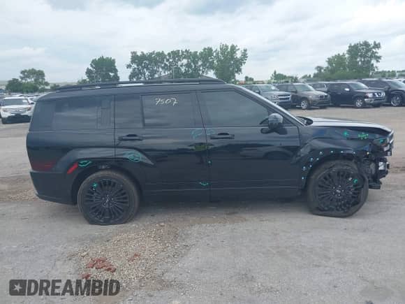 2025 Hyundai Santa Fe Calligraphy z VIN 5NMP5DG18SH061461, wystawiony jako IAAI lot #42757507 z przebiegiem 7 672 mil mil oraz . Historia ofert i sprzedaży dostępna na DreamBid. Obrazek 13.