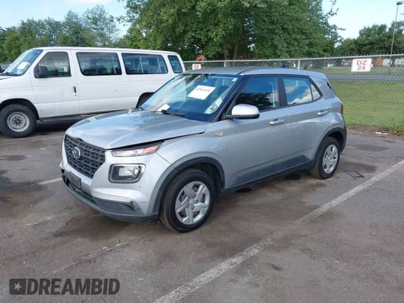 2020 Hyundai Venue SE с VIN KMHRB8A32LU044891, выставлен на аукционе IAAI как лот 42943439 с пробегом 133 258 миль миль и . История ставок и продаж доступна на DreamBid. Изображение 2.