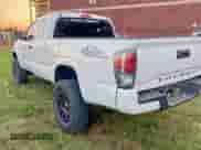 2020 Toyota Tacoma SR с VIN 3TYSX5EN3LT000067, выставлен на аукционе Copart как лот 81345665 с пробегом 66 788 миль миль и Списание • Salvage title. История ставок и продаж доступна на DreamBid. Изображение 3.