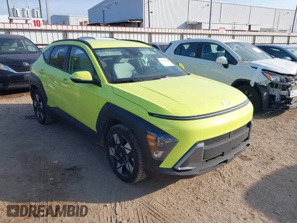 2024 Hyundai Kona SEL z VIN KM8HB3AB3RU135554, wystawiony jako IAAI lot #43535758 z przebiegiem 45 703 mil mil oraz . Historia ofert i sprzedaży dostępna na DreamBid. Obrazek 1.