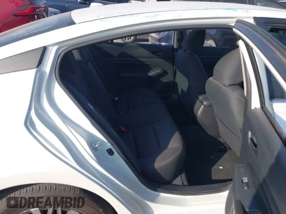 2024 Nissan Altima SV with VIN 1N4BL4DV0RN424815, listed as a IAAI auction lot 43505593 with 40,865 mi miles and . Bid and sale history available at DreamBid. Image 8.