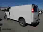 2006 Chevrolet Express Cargo z VIN 1GCGG25V661134265, wystawiony jako Copart lot #53688615 z przebiegiem 110 859 mil mil oraz Szkoda całkowita • Salvage title. Historia ofert i sprzedaży dostępna na DreamBid. Obrazek 2.
