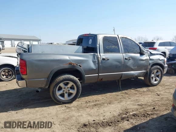 2008 Dodge 1500 SLT with VIN 1D7HU18N08J187071, listed as a IAAI auction lot 41793975 with 281,096 mi miles and . Bid and sale history available at DreamBid. Image 14.