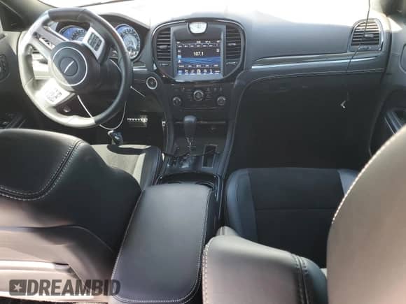 2014 Chrysler 300 SRT-8 с VIN 2C3CCAFJ5EH230747, выставлен на аукционе Copart как лот 73540564 с пробегом 29 458 миль миль и Списание • Salvage title. История ставок и продаж доступна на DreamBid. Изображение 8.