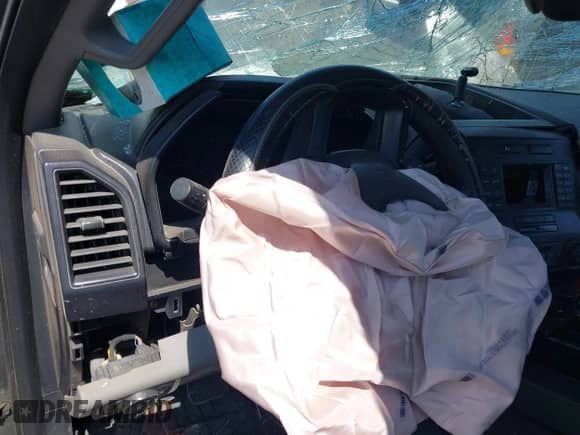 2016 Ford F-150 XL z VIN 1FTEX1C80GKG05031, wystawiony jako IAAI lot #42605574 z przebiegiem Nie podano mil oraz . Historia ofert i sprzedaży dostępna na DreamBid. Obrazek 7.