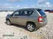 2007 Jeep Compass Sport with VIN 1J8FT47W67D196394, listed as a Copart auction lot 63384155 with 197,387 mi miles and Clean title. Bid and sale history available at DreamBid. Image 2.