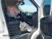 2015 Ram ProMaster Cargo z VIN 3C6TRVAG2FE513737, wystawiony jako IAAI lot #42893845 z przebiegiem 189 636 mil mil oraz . Historia ofert i sprzedaży dostępna na DreamBid. Obrazek 5.