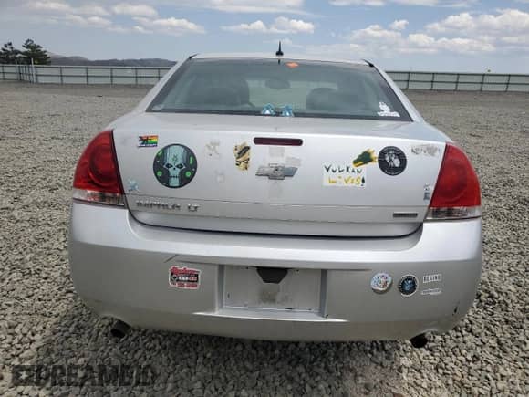2014 Chevrolet Impala LT with VIN 2G1WB5E38E1133789, listed as a Copart auction lot 59295225 with 176,754 mi miles and Salvage title. Bid and sale history available at DreamBid. Image 6.