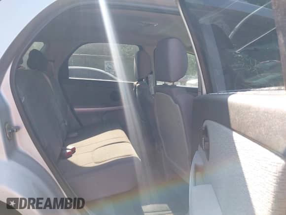 2009 Chevrolet Equinox 1LT z VIN 2CNDL43F996208653, wystawiony jako IAAI lot #42468187 z przebiegiem 274 899 mil mil oraz . Historia ofert i sprzedaży dostępna na DreamBid. Obrazek 8.