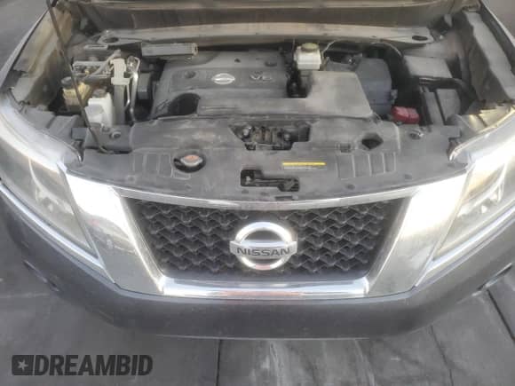 2014 Nissan Pathfinder S with VIN 5N1AR2MNXEC671088, listed as a Copart auction lot 82664625 with 121,492 mi miles and Clean title. Bid and sale history available at DreamBid. Image 12.