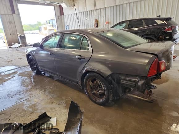 2010 Chevrolet Malibu 1FL с VIN 1G1ZA5E07A4124215, выставлен на аукционе Copart как лот 69855315 с пробегом Не указан миль и На запчасти • Non repairable. История ставок и продаж доступна на DreamBid. Изображение 2.