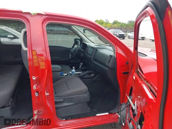 2022 Nissan Frontier SV with VIN 1N6ED1EKXNN659222, listed as a IAAI auction lot 42958510 with 61,237 mi miles and . Bid and sale history available at DreamBid. Image 5.