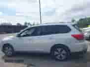 2018 Nissan Pathfinder S with VIN 5N1DR2MN9JC637022, listed as a IAAI auction lot 40555746 with 96,269 mi miles and . Bid and sale history available at DreamBid. Image 14.