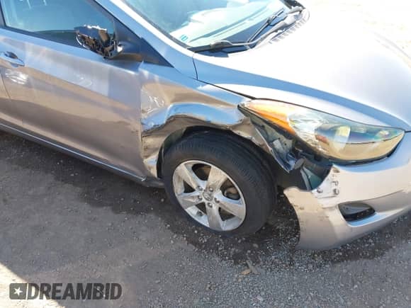 2013 Hyundai Elantra GLS с VIN KMHDH4AE8DU947406, выставлен на аукционе IAAI как лот 43471416 с пробегом 187 361 миль миль и . История ставок и продаж доступна на DreamBid. Изображение 6.