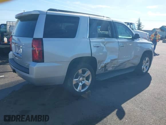 2016 Chevrolet Tahoe LS с VIN 1GNSCAKC6GR430416, выставлен на аукционе IAAI как лот 41658410 с пробегом 114 318 миль миль и . История ставок и продаж доступна на DreamBid. Изображение 4.