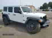 2023 Jeep Wrangler Willys с VIN 1C4HJXDN2PW563461, выставлен на аукционе Copart как лот 67449255 с пробегом 36 712 миль миль и Списание • Salvage title. История ставок и продаж доступна на DreamBid. Изображение 4.