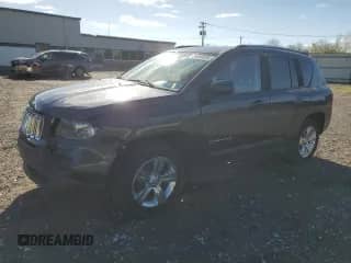 2015 Jeep Compass Latitude z VIN 1C4NJDEB3FD333380, wystawiony jako Copart lot #54860895 z przebiegiem 121 426 mil mil oraz Szkoda całkowita • Salvage title. Historia ofert i sprzedaży dostępna na DreamBid. Obrazek 1.