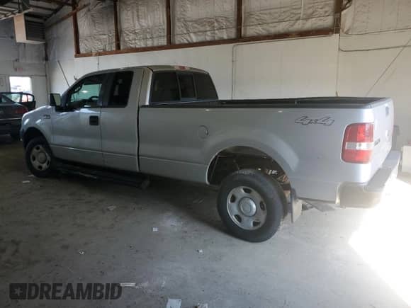 2007 Ford F-150 XL z VIN 1FTVX14577KD35025, wystawiony jako Copart lot #59858055 z przebiegiem 91 592 mil mil oraz Szkoda całkowita • Salvage title. Historia ofert i sprzedaży dostępna na DreamBid. Obrazek 2.