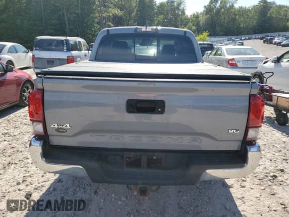 2019 Toyota Tacoma TRD Off Road z VIN 3TMCZ5ANXKM250954, wystawiony jako Copart lot #65703125 z przebiegiem 53 473 mil mil oraz Szkoda całkowita • Salvage title. Historia ofert i sprzedaży dostępna na DreamBid. Obrazek 6.