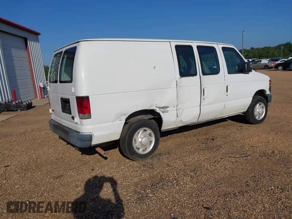 2008 Ford Econoline Cargo Commercial with VIN 1FTNE14W68DA02089, listed as a IAAI auction lot 42644830 with 66,028 mi miles and . Bid and sale history available at DreamBid. Image 4.