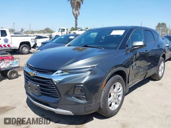 2020 Chevrolet Blazer LT with VIN 3GNKBCRS2LS579974, listed as a IAAI auction lot 42894566 with 83,751 mi miles and . Bid and sale history available at DreamBid. Image 2.