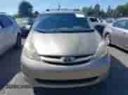 2006 Toyota Sienna XLE z VIN 5TDBA22C26S071263, wystawiony jako IAAI lot #43251454 z przebiegiem 211 032 mil mil oraz . Historia ofert i sprzedaży dostępna na DreamBid. Obrazek 6.