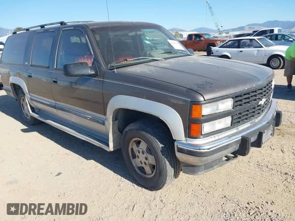 1993 Chevrolet Suburban with VIN 1GNFK16K1PJ388113, listed as a IAAI auction lot 43281307 with 203,492 mi miles and . Bid and sale history available at DreamBid. Image 1.