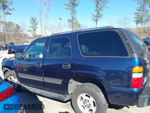 2005 Chevrolet Tahoe LS с VIN 1GNEC13T85J171998, выставлен на аукционе IAAI как лот 41742905 с пробегом 286 357 миль миль и . История ставок и продаж доступна на DreamBid. Изображение 14.